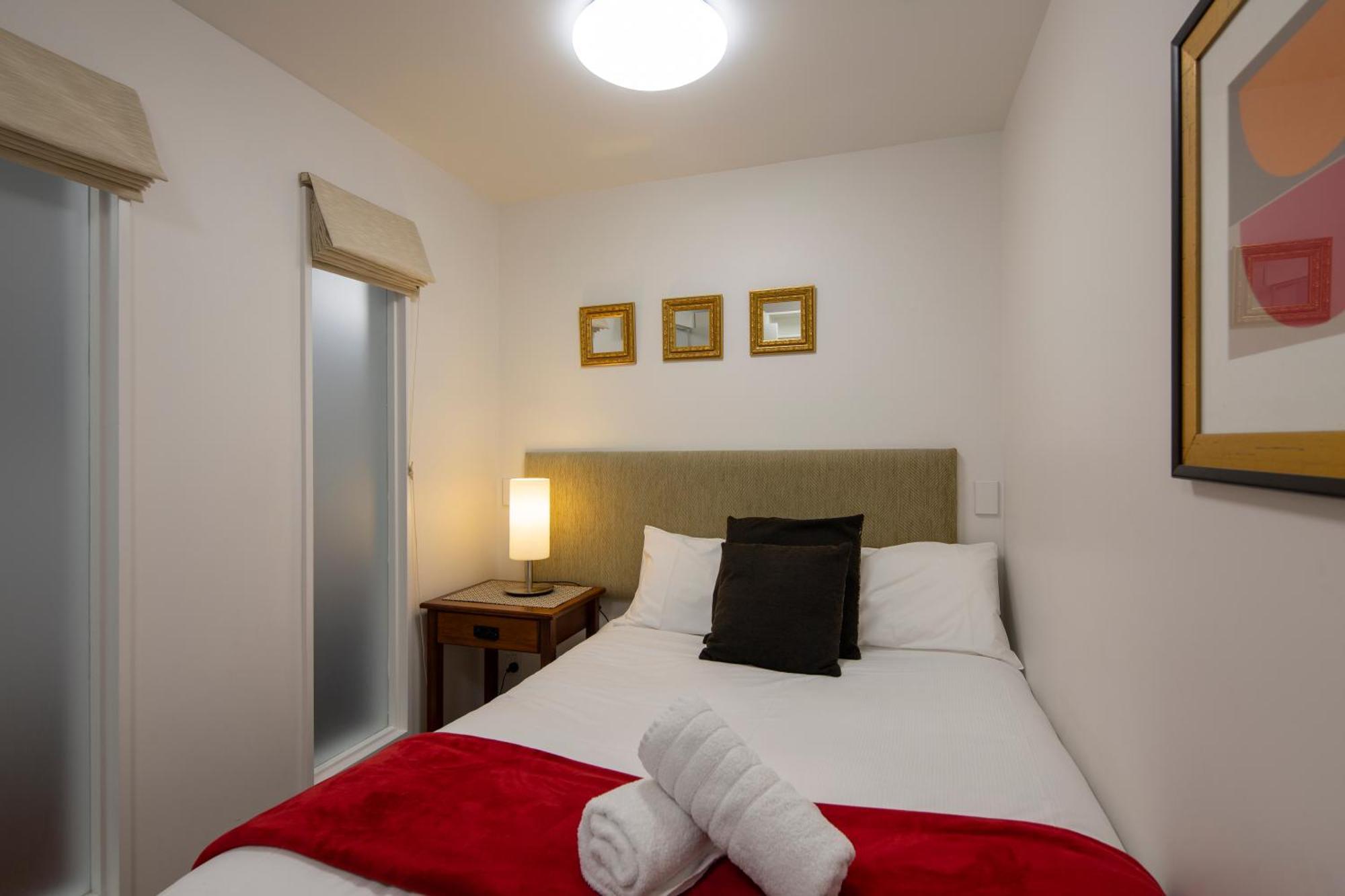 The Glebe Apartments Queenstown Habitación foto